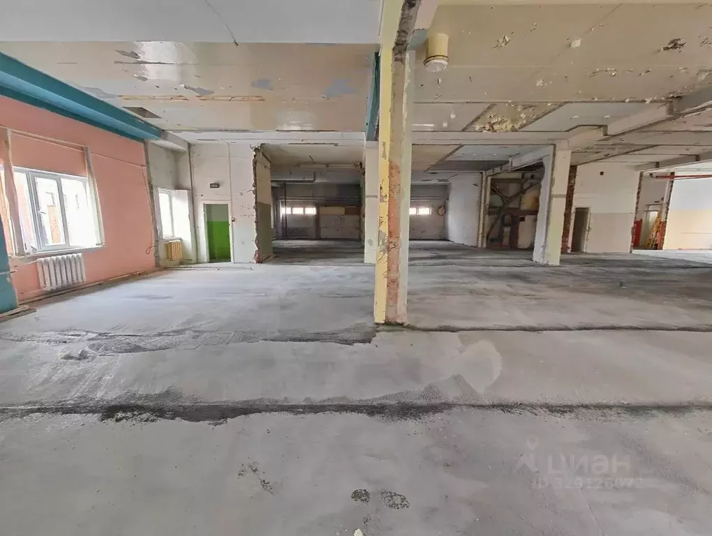 Помещение свободного назначения в Свердловская область, Ревда ул. ... - Фото 2