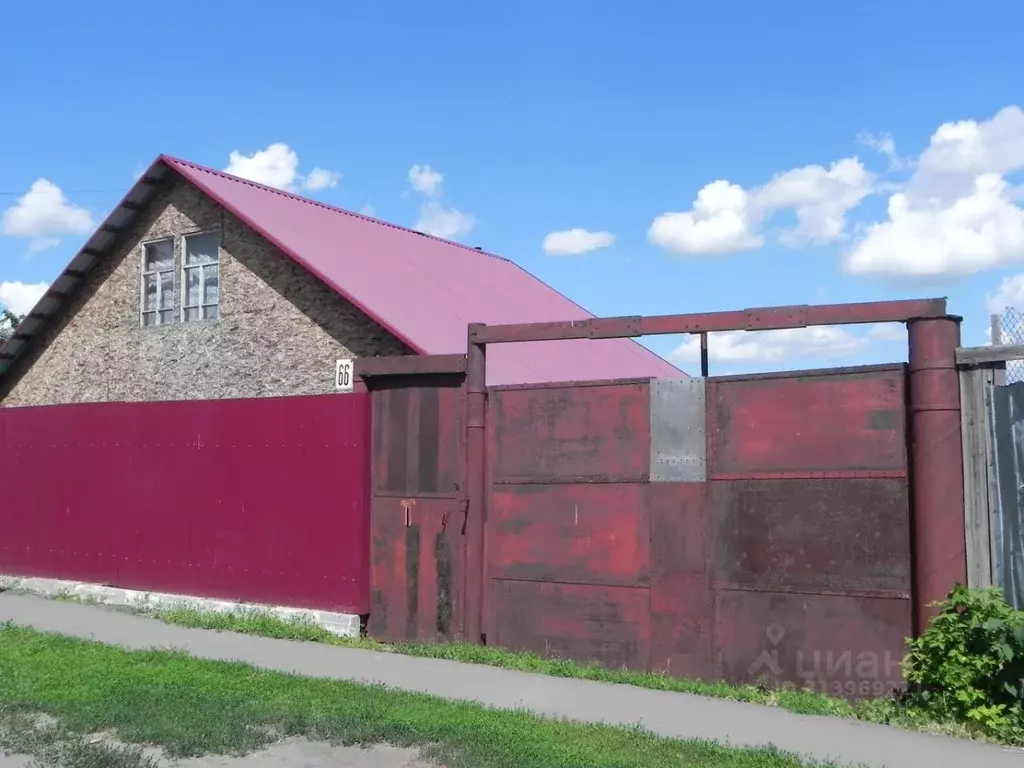 Дом в Омская область, Омск ул. 1-я Енисейская, 66 (81 м) - Фото 2