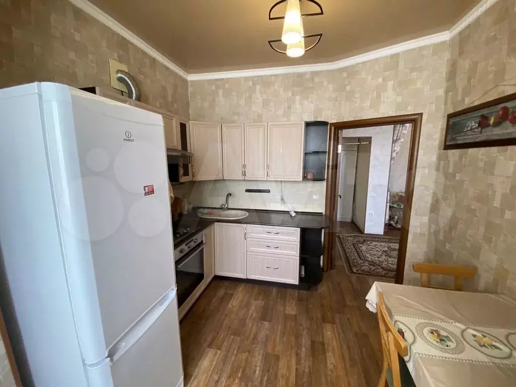 1-к. квартира, 38 м, 4/9 эт. - Фото 0