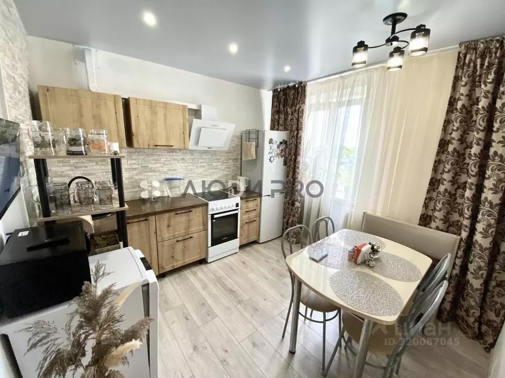 3-к кв. Кировская область, Киров ул. МОПРА, 113 (60.0 м) - Фото 1