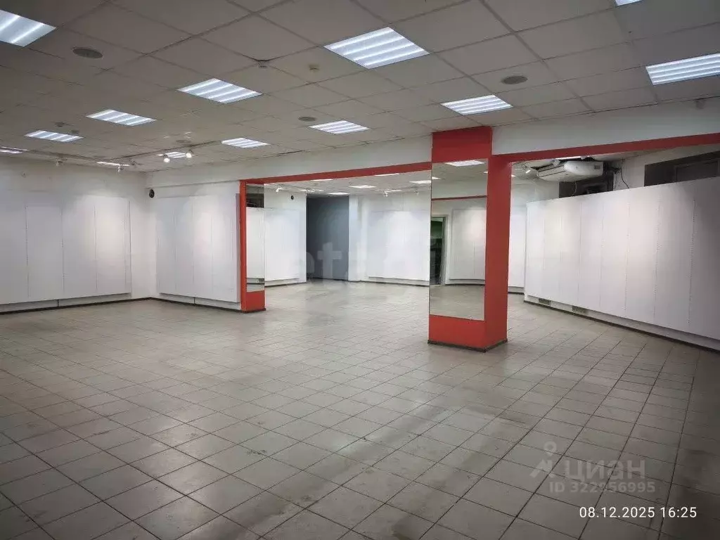 Торговая площадь в Башкортостан, Уфа ул. Ферина, 4 (277 м) - Фото 1