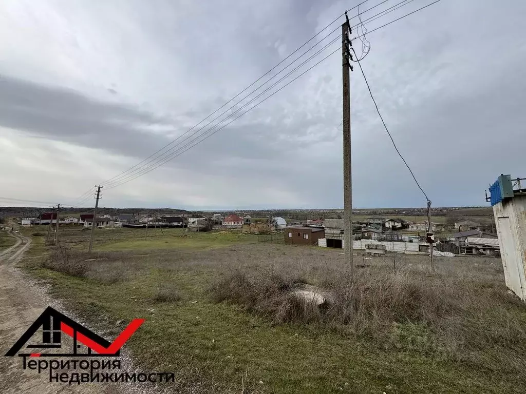 Участок в Севастополь с. Вишневое, ул. Дружбы, 32 (8.0 сот.) - Фото 2