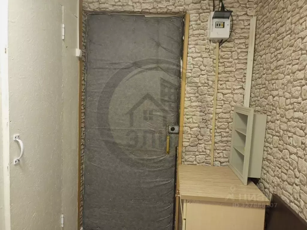 Комната Белгородская область, Старый Оскол ул. Калинина, 1/4к3 (12.0 ... - Фото 1