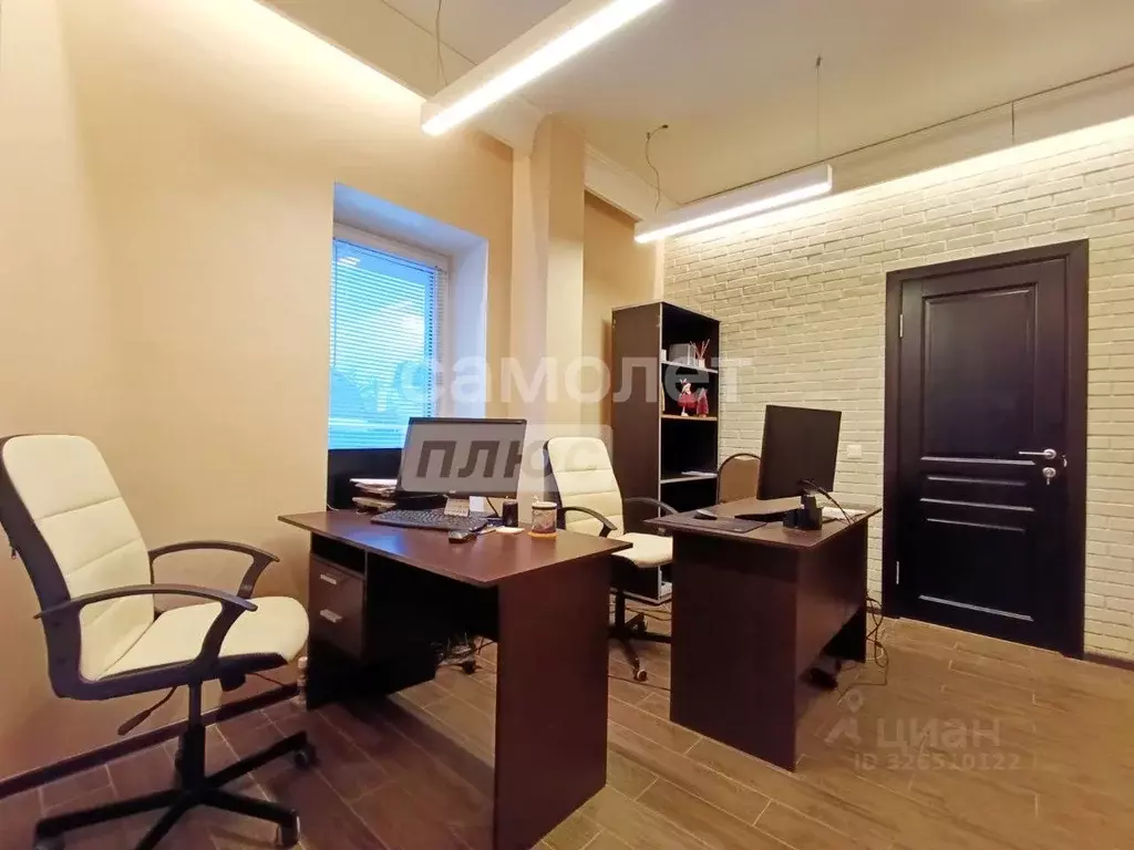 Офис в Нижегородская область, Нижний Новгород ул. Родионова, 108а (60 ... - Фото 1