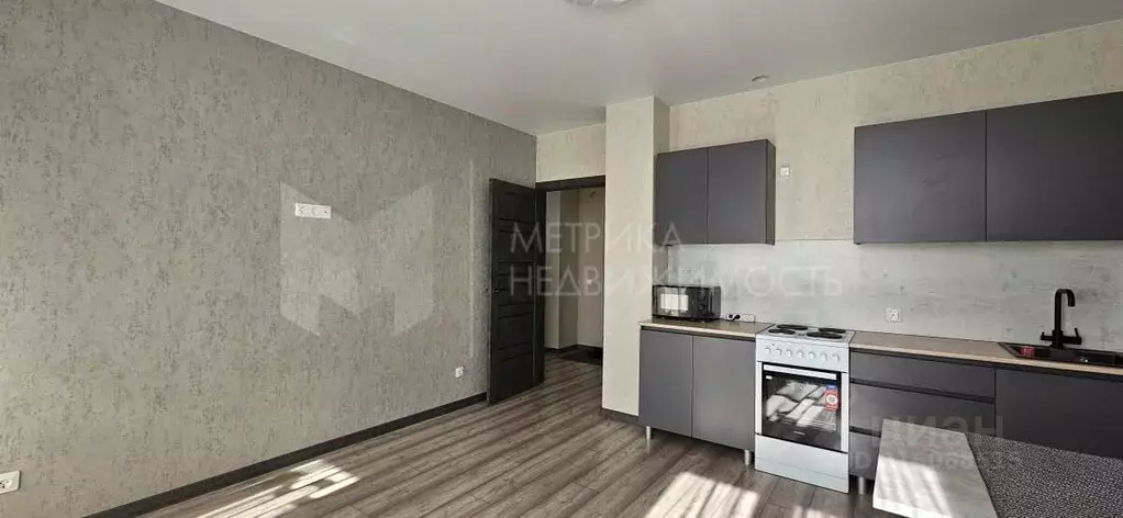 1-к кв. Тюменская область, Тюмень ул. Константина Посьета, 4к1 (39.0 ... - Фото 0
