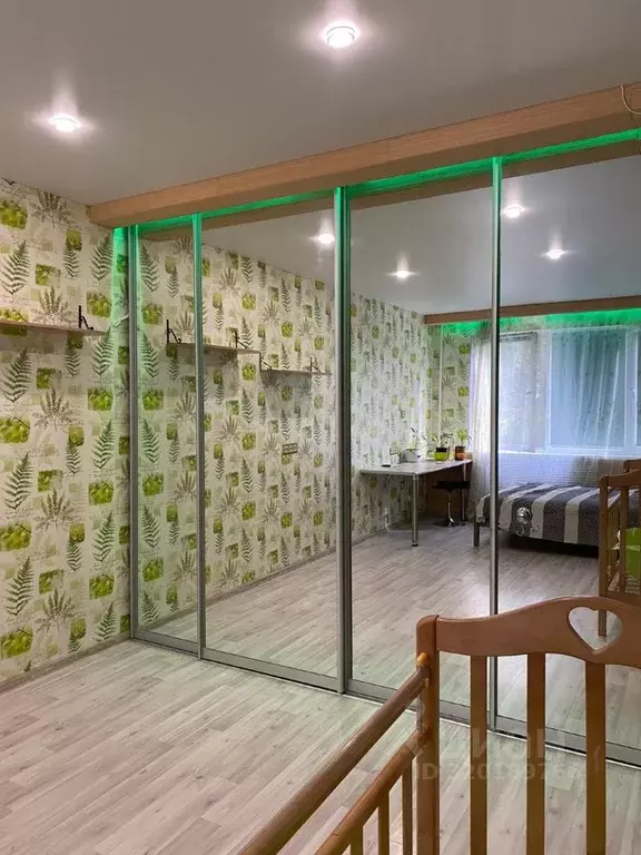 Комната Санкт-Петербург Серебристый бул., 28К1 (17.0 м) - Фото 0