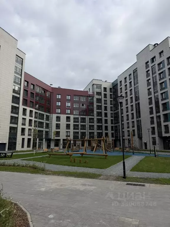 1-к кв. Омская область, Омск Волгоградская ул., 49 (30.0 м) - Фото 1