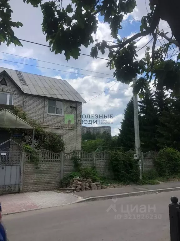 Дом в Тамбовская область, Тамбов Карьерная ул., 85 (214 м) - Фото 1