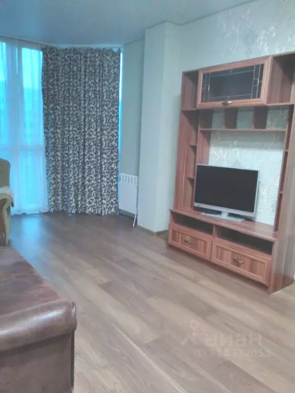 2-к кв. Севастополь просп. Октябрьской Революции, 20 (70.0 м) - Фото 1
