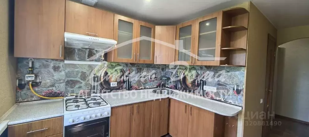 1-к кв. Волгоградская область, Волгоград Жилгородок мкр, ул. Савкина, ... - Фото 0