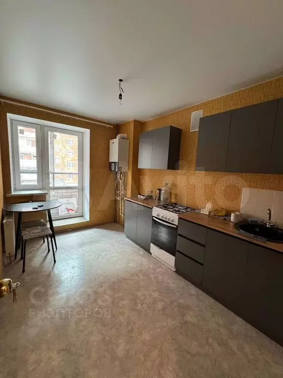 1-к. квартира, 35 м, 2/10 эт. - Фото 0