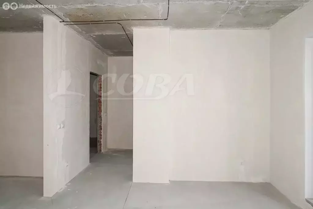 2-комнатная квартира: Тюмень, улица Игоря Комиссарова, 20 (33.6 м) - Фото 2