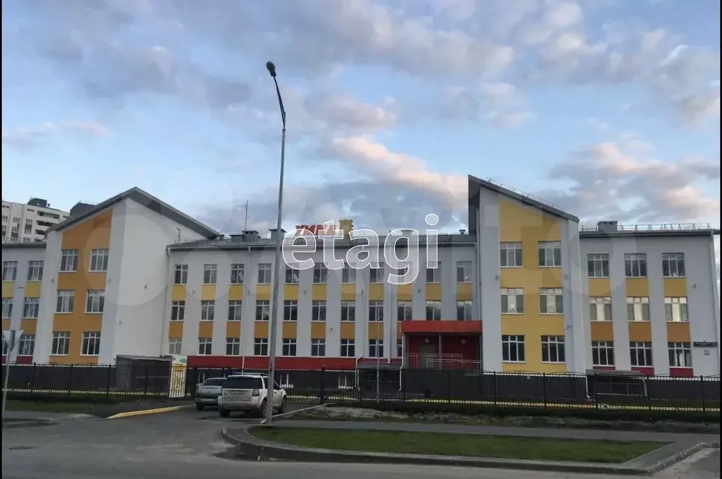 3-к. квартира, 83,6 м, 2/10 эт. - Фото 1