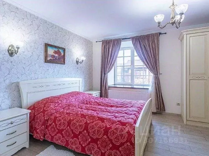 Комната Псковская область, Остров ул. 25 Октября, 28 (45.0 м) - Фото 2