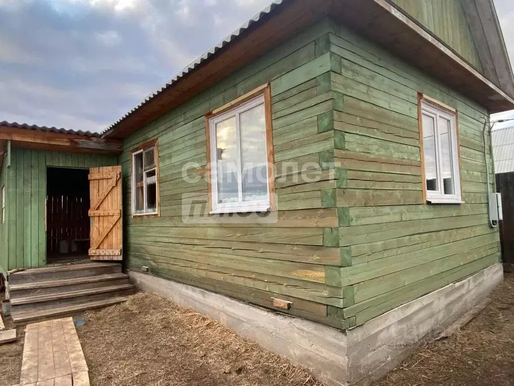 Дом в Иркутская область, Эхирит-Булагатский район, пос. ... - Фото 1