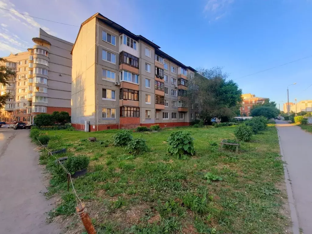 1-к кв. Омская область, Омск Омская ул., 77 (36.9 м) - Фото 0