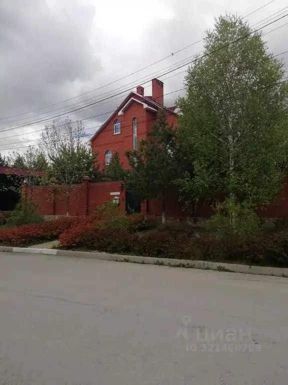 Коттедж в Свердловская область, Екатеринбург ул. Колокольная, 42 (454 ... - Фото 1