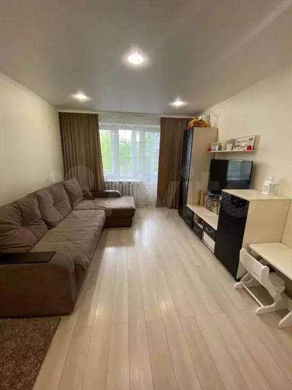1-к. квартира, 36,7 м, 5/10 эт. - Фото 0