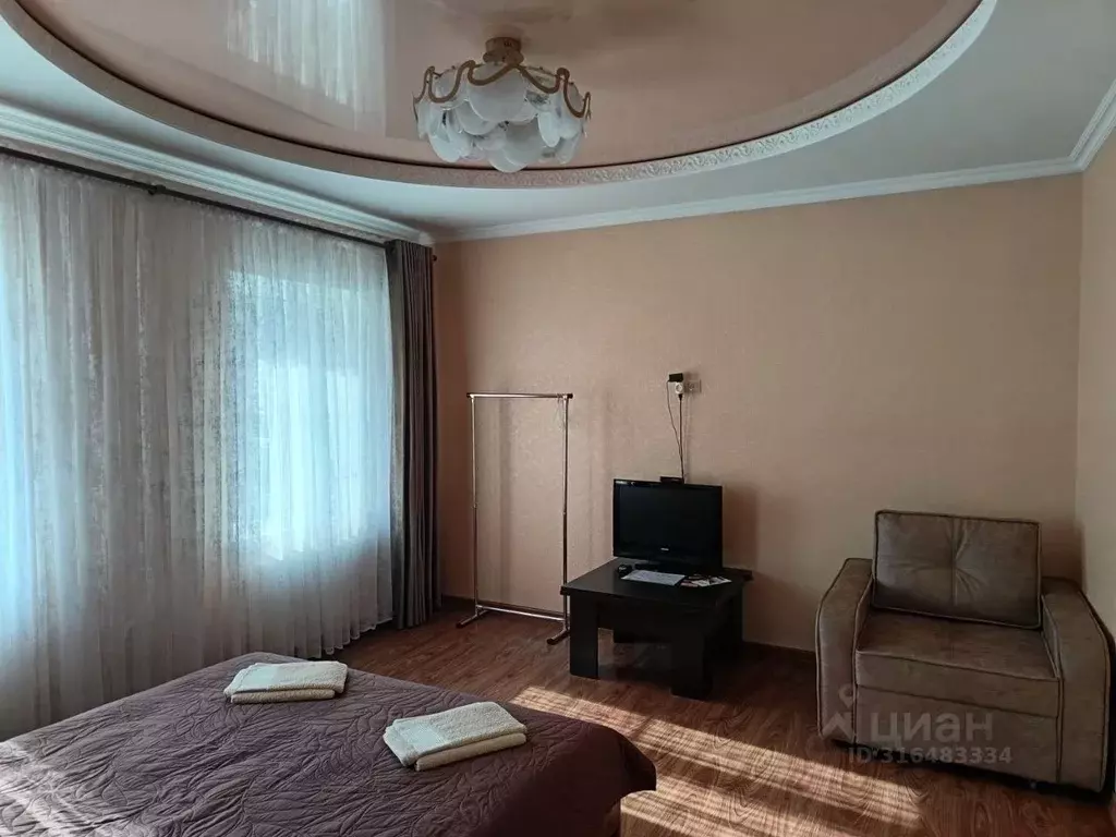 Дом в Ставропольский край, Пятигорск Железнодорожная ул., 6 (50 м) - Фото 2