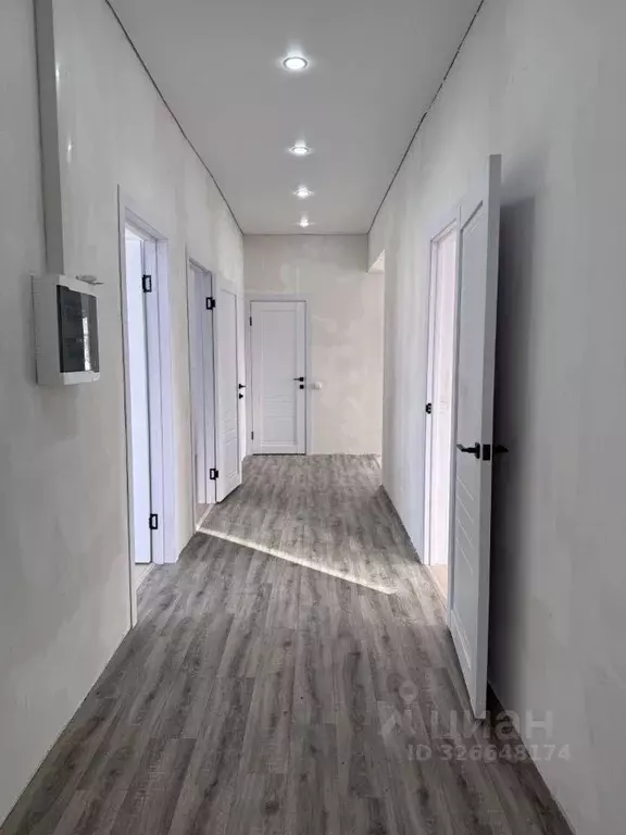 Дом в Омская область, Омский район муниципальный округ, пос. ... - Фото 2