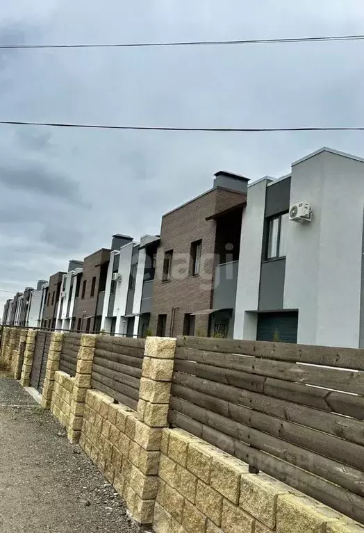 Таунхаус в Самарская область, Ставропольский район, с. Тимофеевка  ... - Фото 1