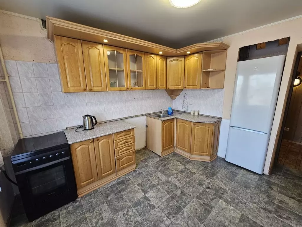 2-к кв. Омская область, Омск Куломзинская ул., 79 (52.0 м) - Фото 1