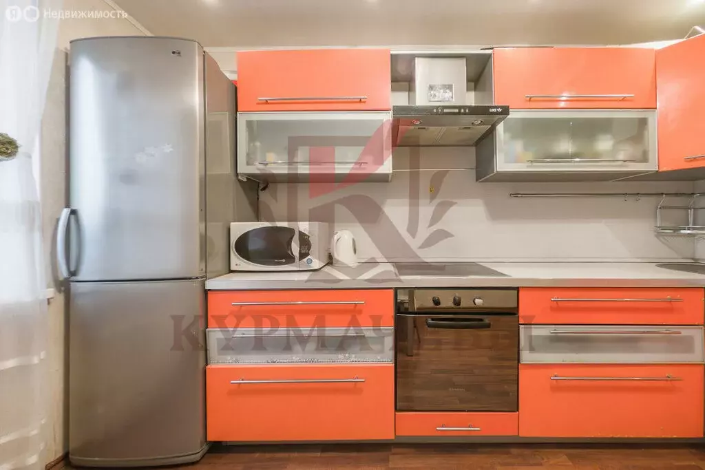 3-комнатная квартира: Екатеринбург, Родонитовая улица, 3к1 (78.9 м) - Фото 2