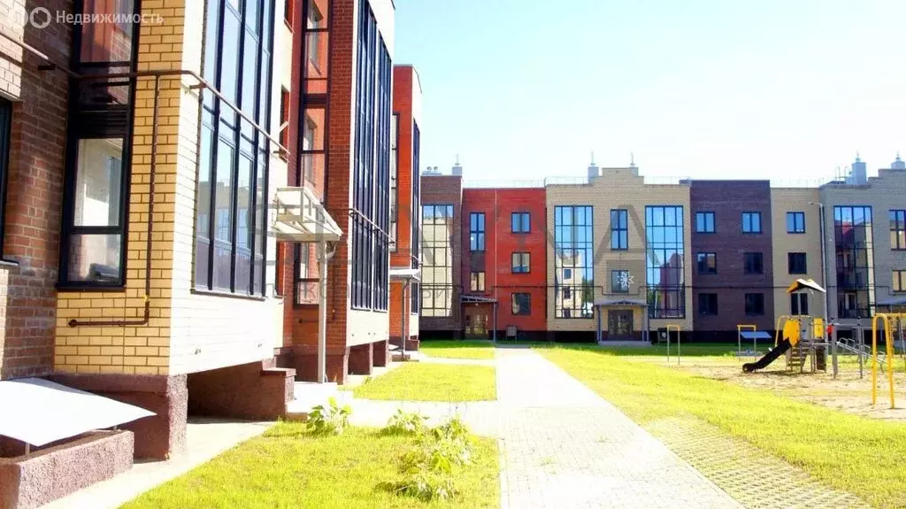 3-комнатная квартира: деревня Каримово, 9 (79.78 м) - Фото 2