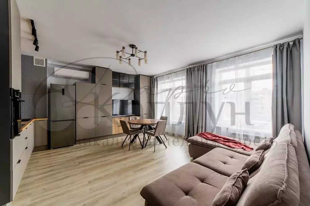 3-к. квартира, 74 м, 4/6 эт. - Фото 1