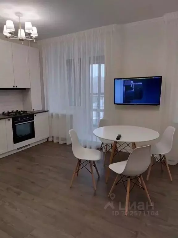 2-к кв. Татарстан, Казань ул. Лукина, 48Ж (55.0 м) - Фото 0