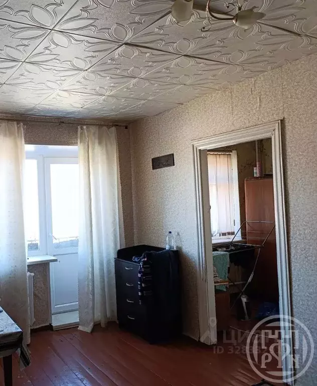 2-к кв. Ленинградская область, Луга просп. Урицкого, 65 (40.8 м) - Фото 2