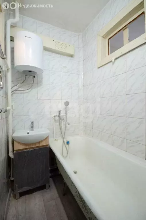 2-комнатная квартира: село Успенка, Первомайская улица, 6 (50.4 м) - Фото 1