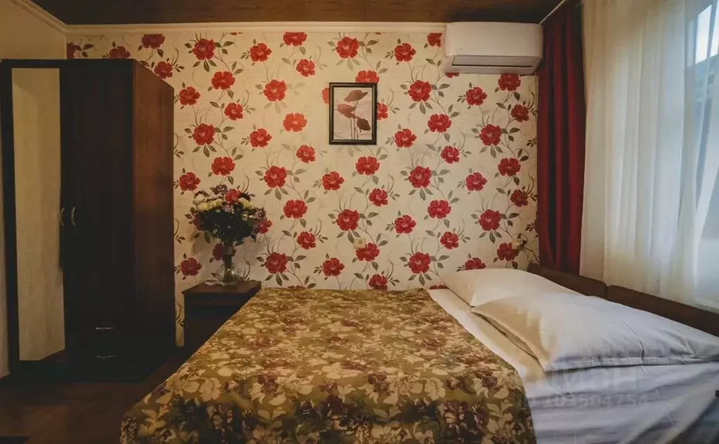 Комната Краснодарский край, Сочи Адлер жилрайон, ул. Герцена, 13 - Фото 1