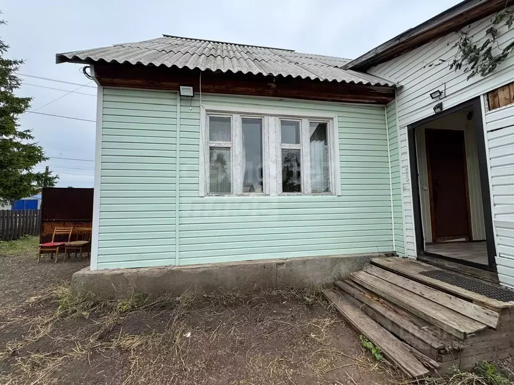 Дом в Оренбургская область, пос. Новосергиевка пер. Комсомольский, 42 ... - Фото 2