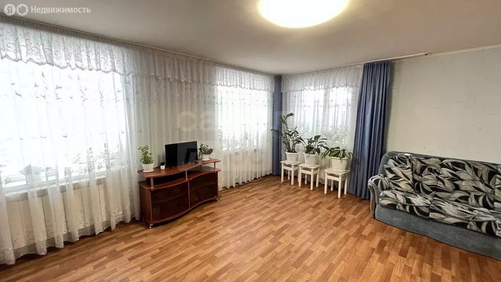 Дом в посёлок Саракташ, улица Калинина (76 м) - Фото 1