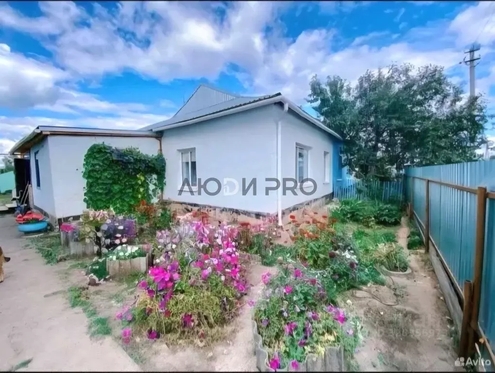 Дом в Саратовская область, Марксовский район, Зоркинское муниципальное ... - Фото 2