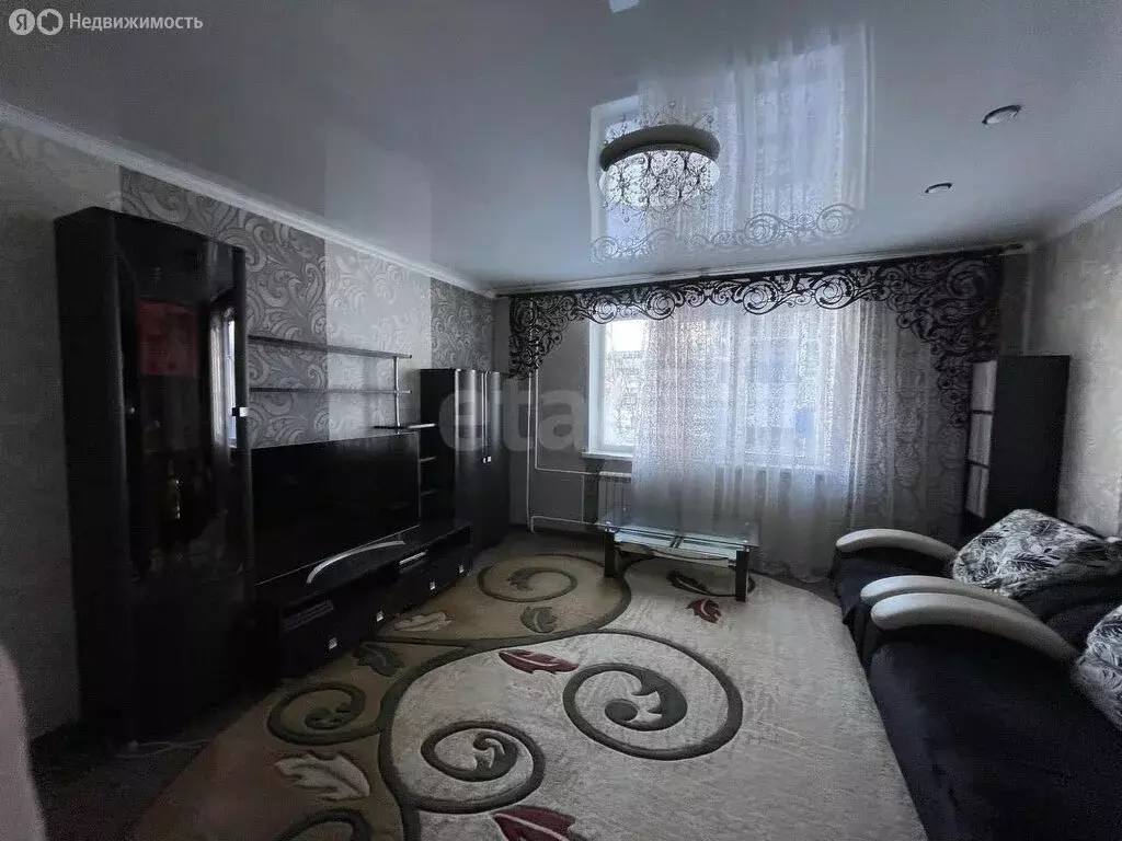 4-комнатная квартира: Прокопьевск, улица Есенина, 58 (76.4 м) - Фото 1