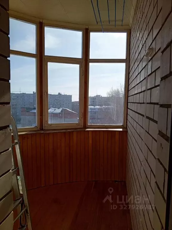 2-к кв. Коми, Сыктывкар Коммунистическая ул., 44/2 (59.0 м) - Фото 2