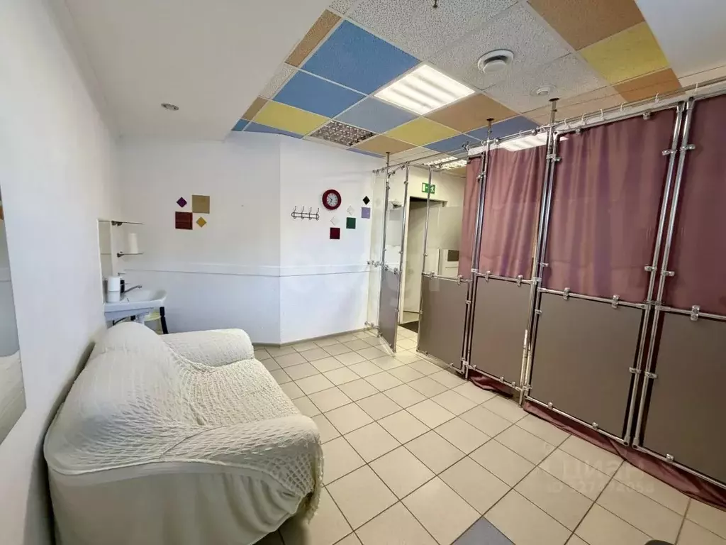 Помещение свободного назначения в Коми, Сыктывкар Коммунистическая ... - Фото 1