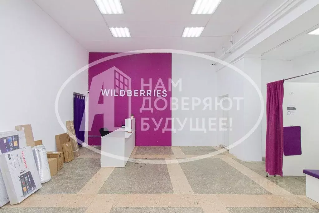 Торговая площадь в Пермский край, Чайковский Камская ул., 3/1 (216 м) - Фото 2