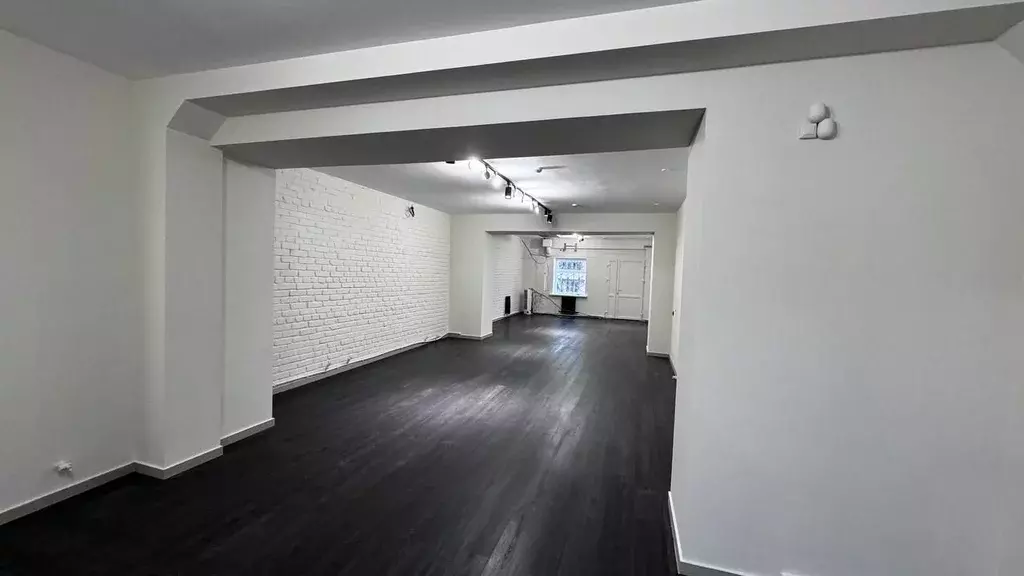 Помещение свободного назначения в Челябинская область, Челябинск ул. ... - Фото 1