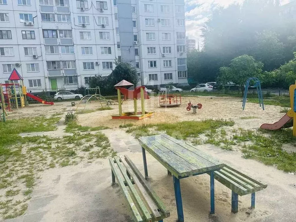 2-к кв. Воронежская область, Воронеж ул. Переверткина, 31 (60.0 м) - Фото 0