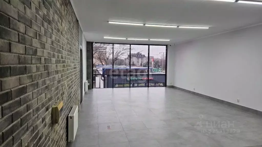 Помещение свободного назначения в Калининградская область, Калининград ... - Фото 1