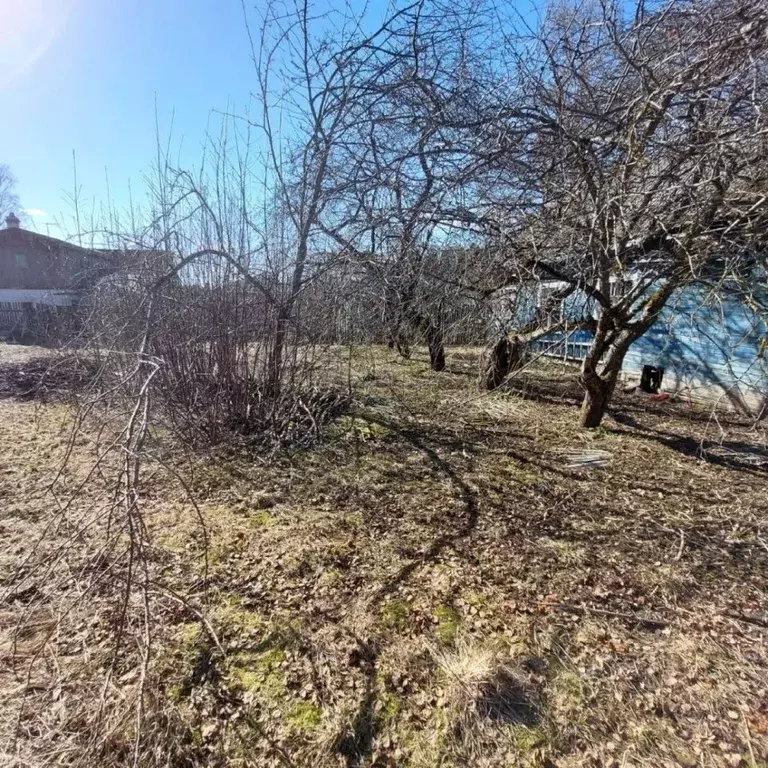 Участок в Ленинградская область, Гатчинский район, Вырица городской ... - Фото 0