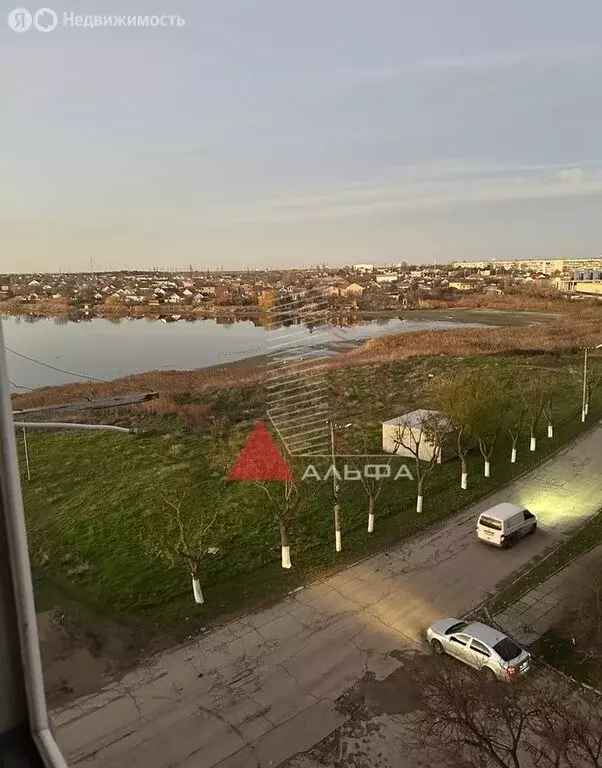 3-комнатная квартира: Саки, Строительная улица, 14 (52.3 м) - Фото 1