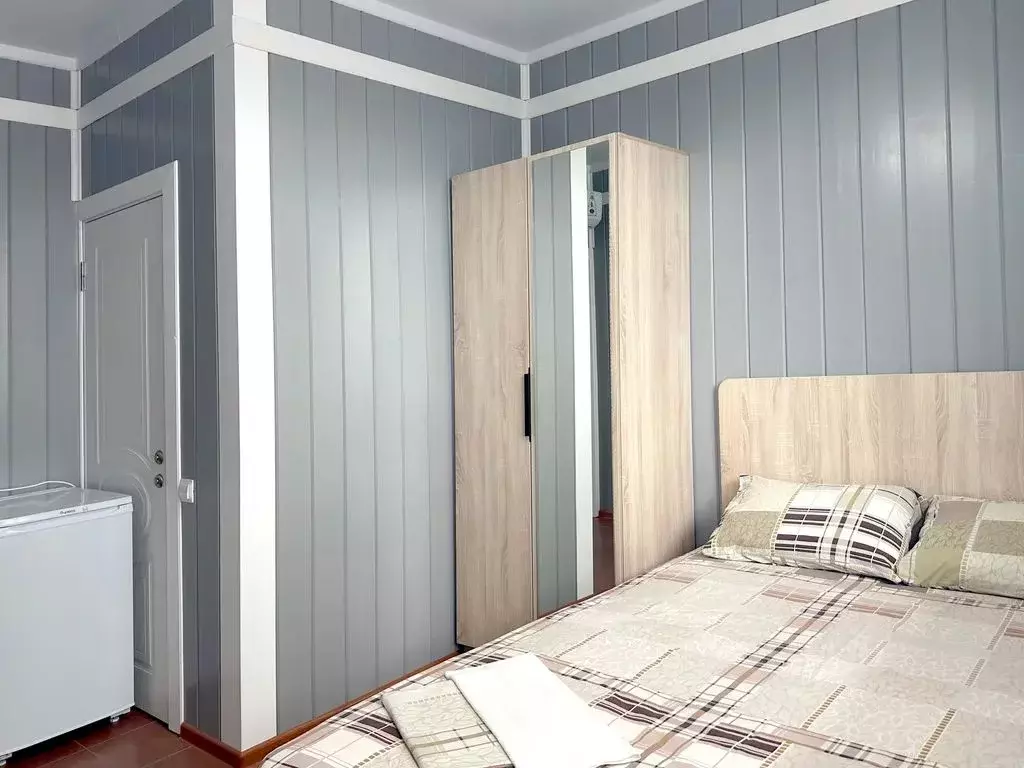 Комната Краснодарский край, Сочи ул. Авроры, 8/38 - Фото 2