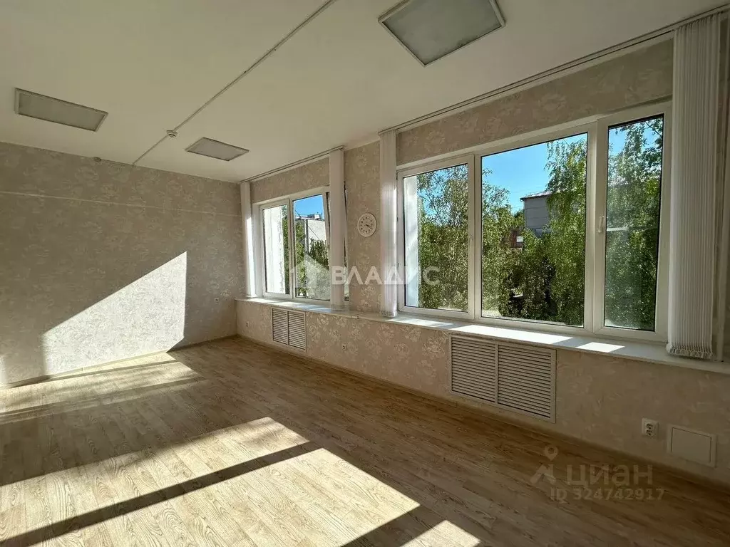 Офис в Коми, Сыктывкар Интернациональная ул., 131 (22 м) - Фото 1