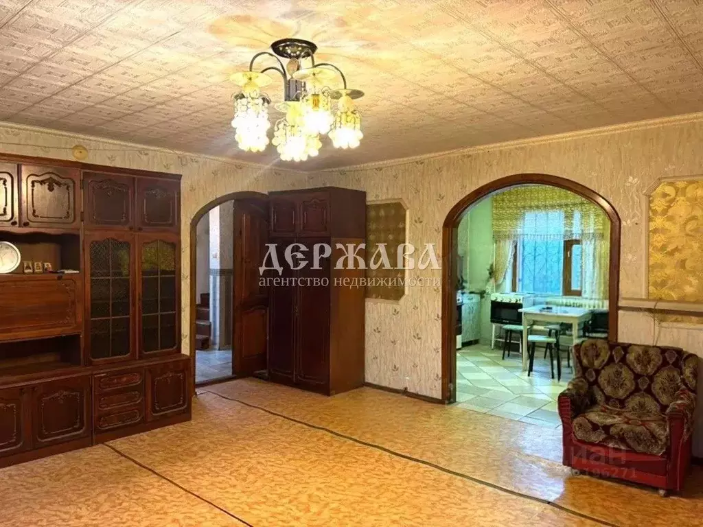 Коттедж в Белгородская область, Старый Оскол пер. 1-й Канатный (201 м) - Фото 1