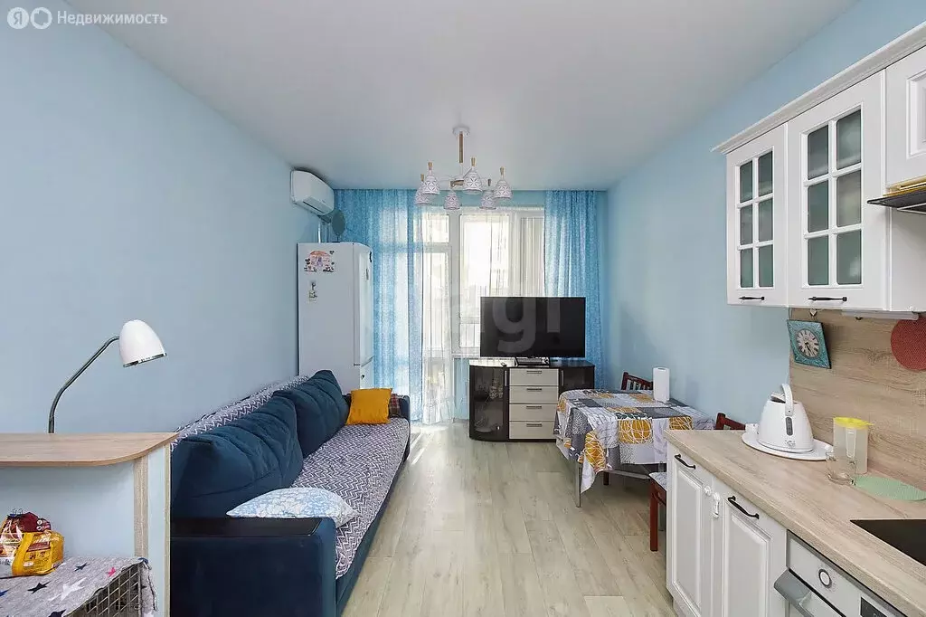 1-комнатная квартира: Тюмень, улица Сергея Свиридова, 7 (37.3 м) - Фото 2