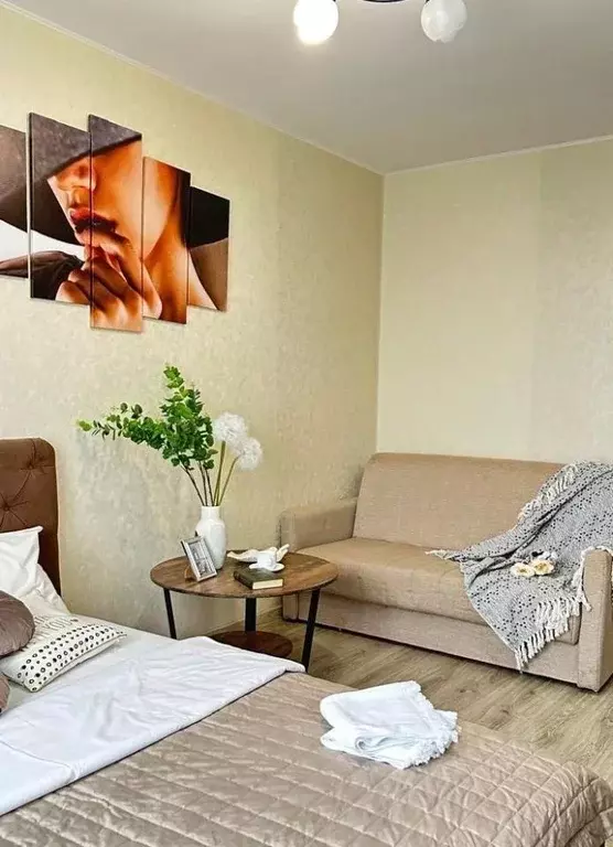 2-к кв. Свердловская область, Екатеринбург ул. Заводская, 73 (38.0 м) - Фото 1